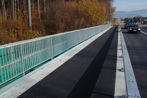 Staketengel&auml;nder und Leitschranken