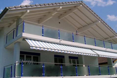 Verglaste Gel&auml;nderkonstruktion