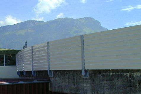 L&auml;rmschutz bei einem Einkaufscenter