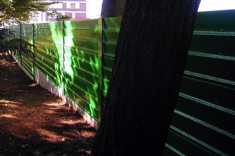 L&auml;rmschutzelemente bei einem Garten