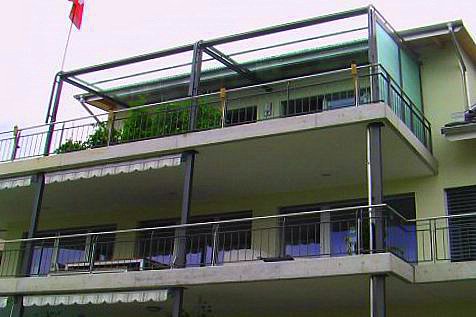 Balkonst&uuml;tzen und Windfang