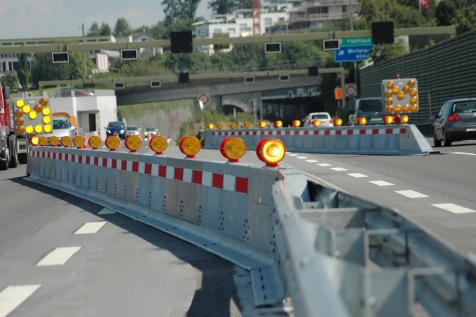 Muels verschwenkt auf &Uuml;berholspur